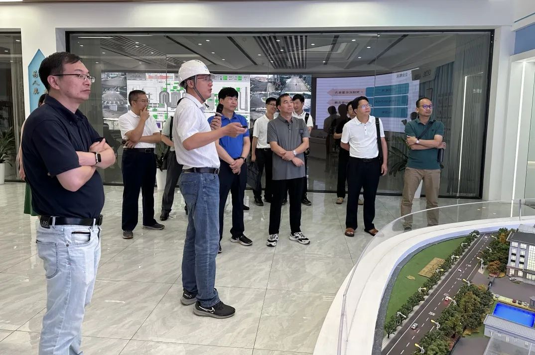 1692866863884512.jpg 640 (1).jpg